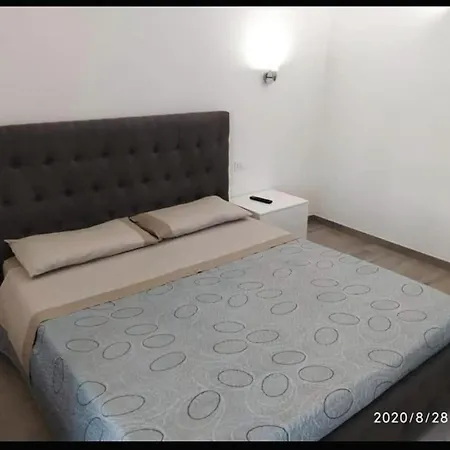 Casa Vacanze Dany Taranto Exterior photo